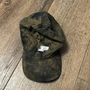 Purdue camo hat‎
